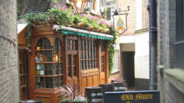 Pub Ye Olde Mitre em Londres