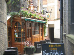Pub Ye Olde Mitre em Londres