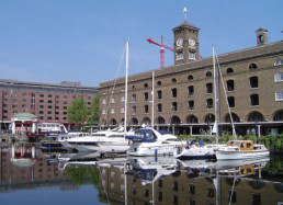St Katherine's Docks em Londres