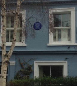 Conheça as placas azuis de Londres